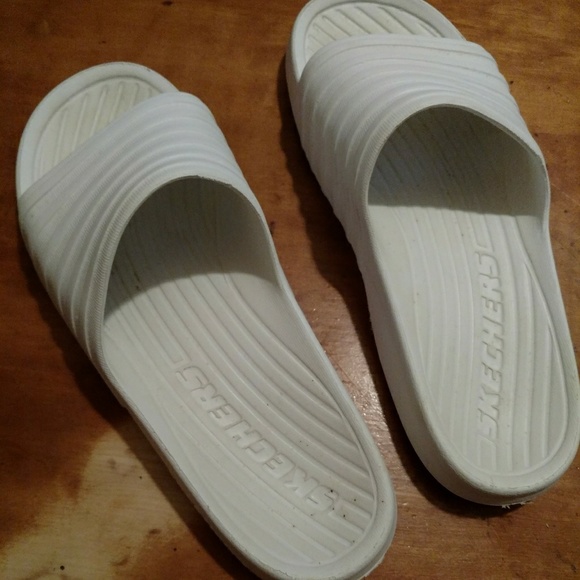 slides skechers
